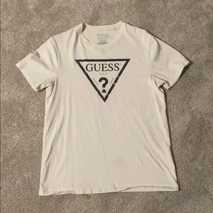 Guess T-shirt